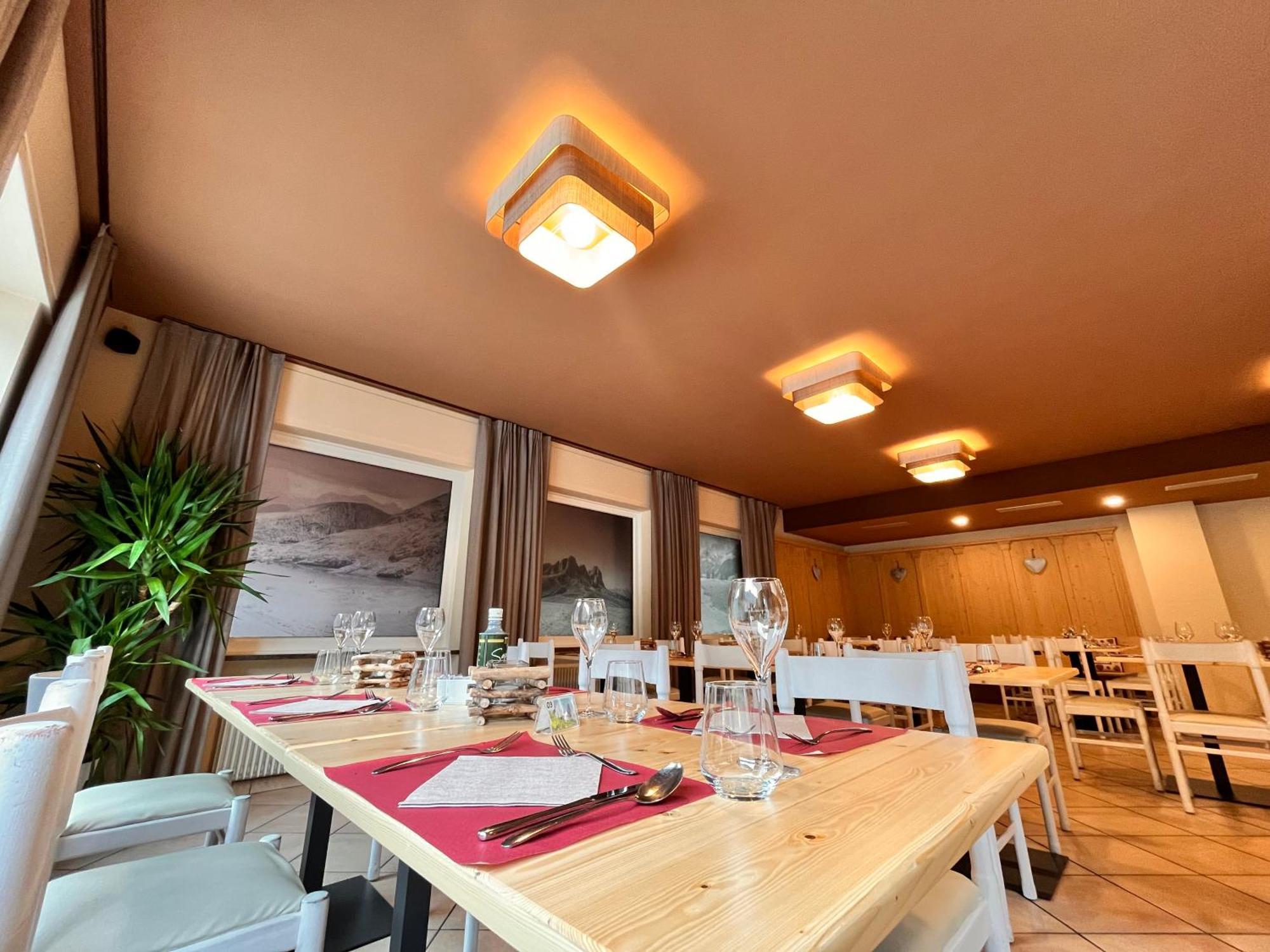 Hotel Rododendro Val Di Fassa Campitello di Fassa Exteriér fotografie